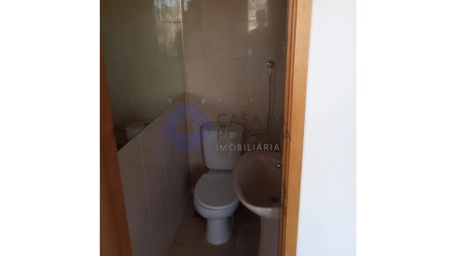 Escritório para Venda em Lordelo do Ouro e Massarelos Foto 23