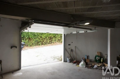 Moradia T4 para Venda em Vila Marim