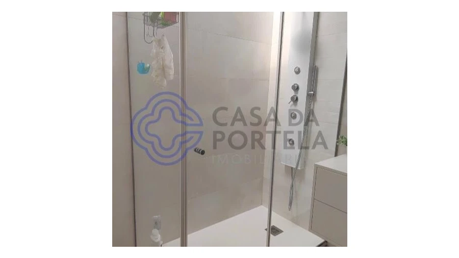 Moradia T3 para Venda em São João da Madeira Foto 18