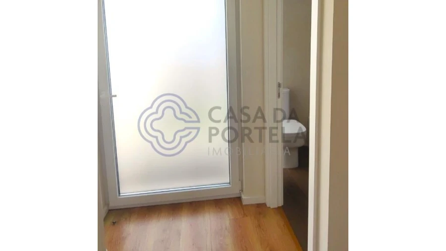Moradia T3 para Venda em São João da Madeira Foto 24