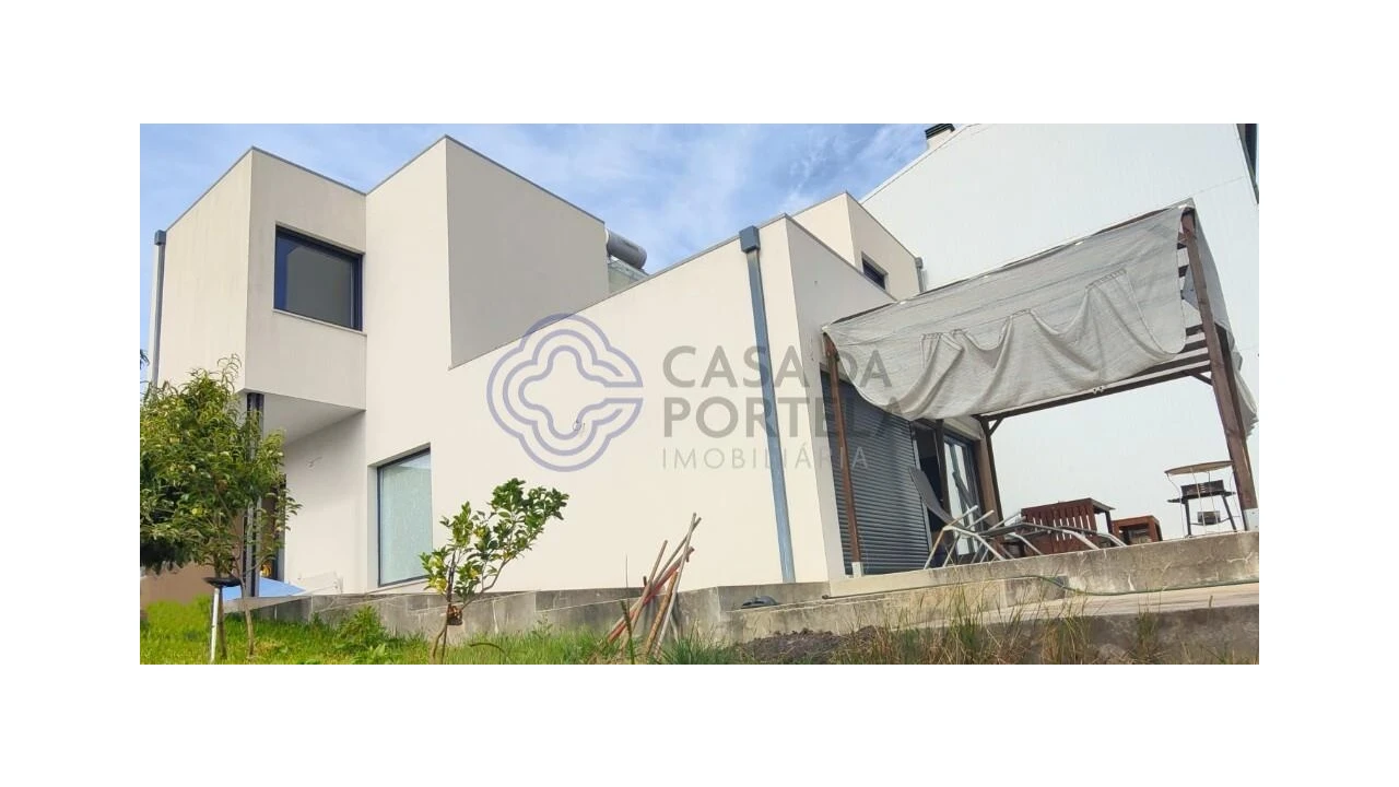 Moradia T3 para Venda em São João da Madeira Foto 28