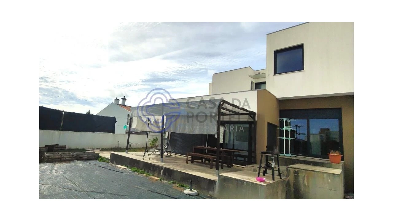 Moradia T3 para Venda em São João da Madeira Foto 29