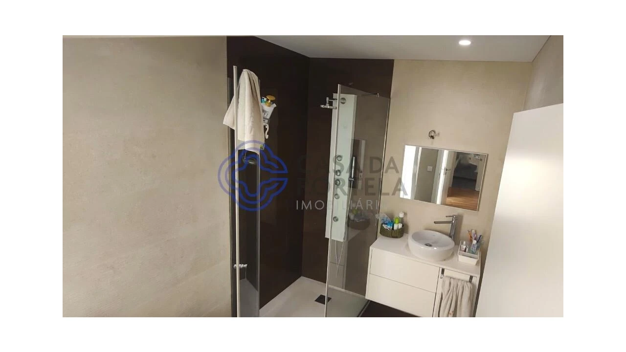 Moradia T3 para Venda em São João da Madeira Foto 22