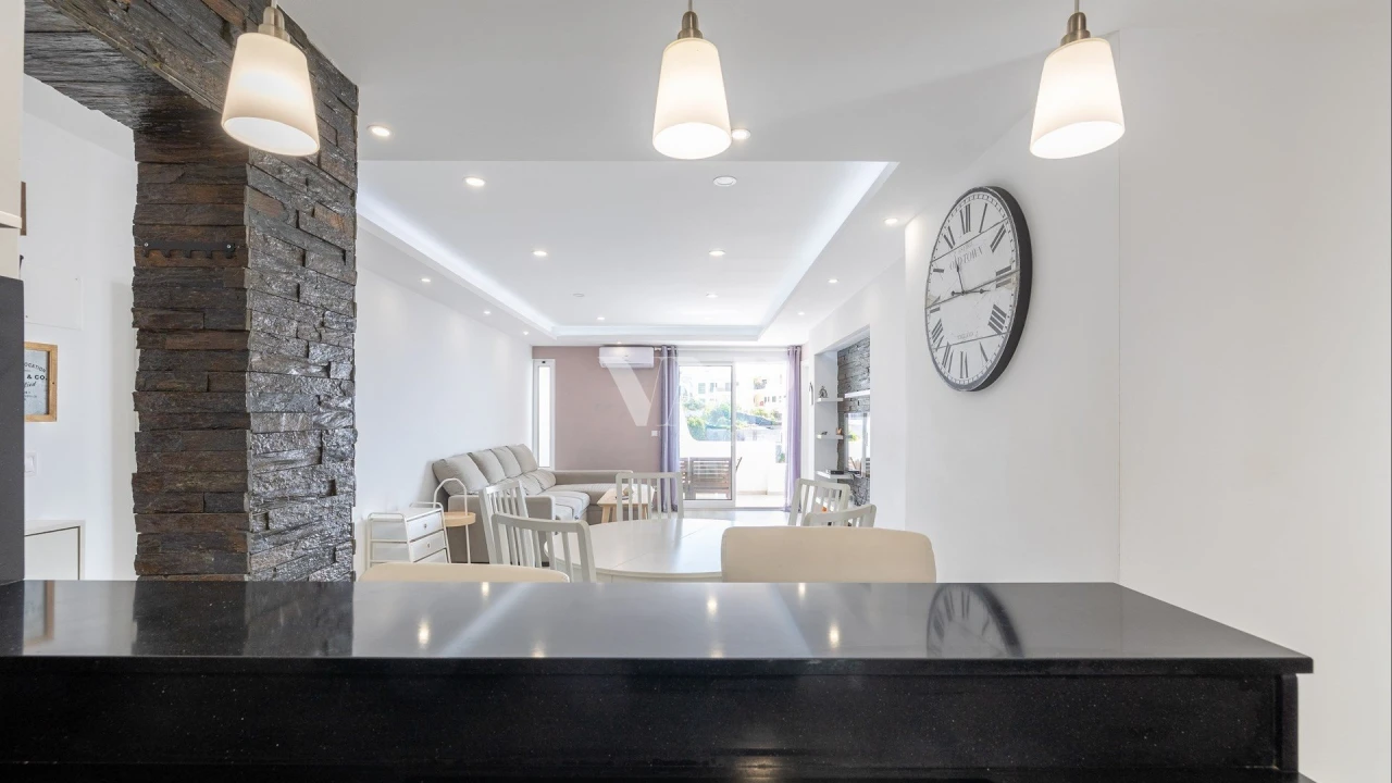 Apartamento T2 para Venda em Albufeira e Olhos de Água Foto 9