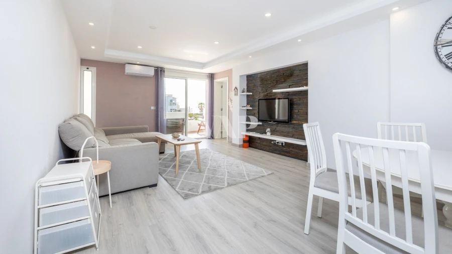 Apartamento T2 para Venda em Albufeira e Olhos de Água Foto 2