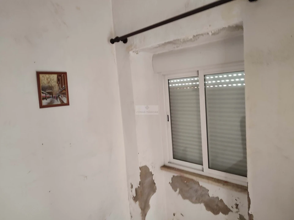 Moradia para Venda em Budens Foto 12