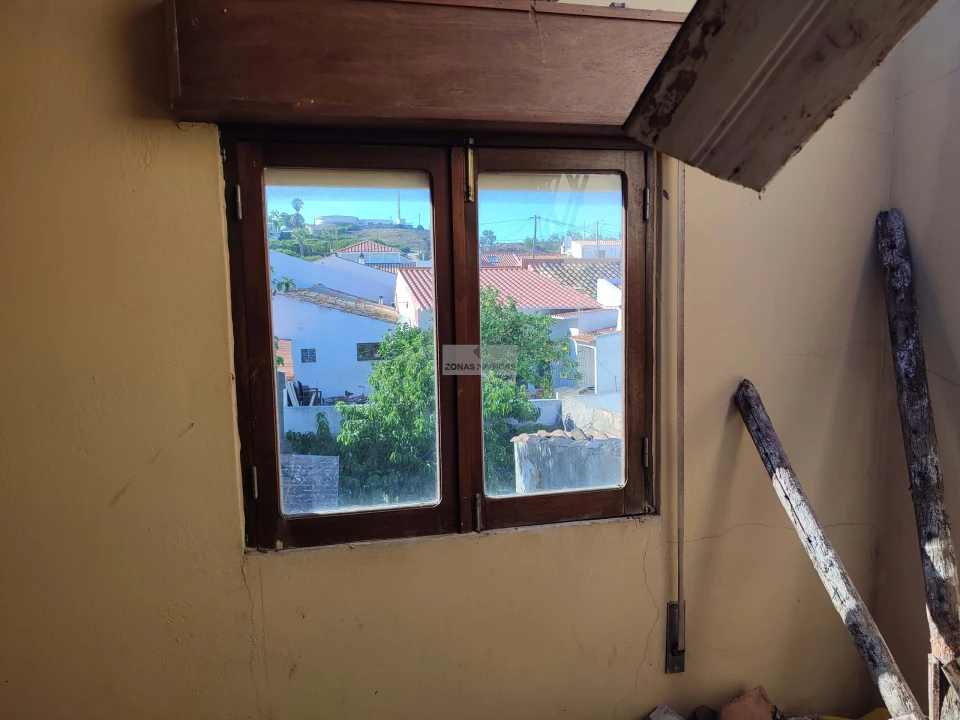 Moradia para Venda em Budens Foto 7