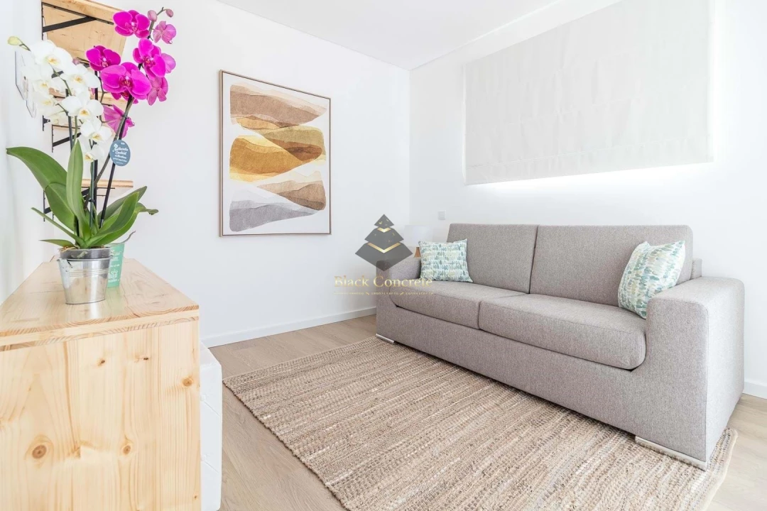Apartamento T2 para Venda em Estômbar e Parchal Foto 8