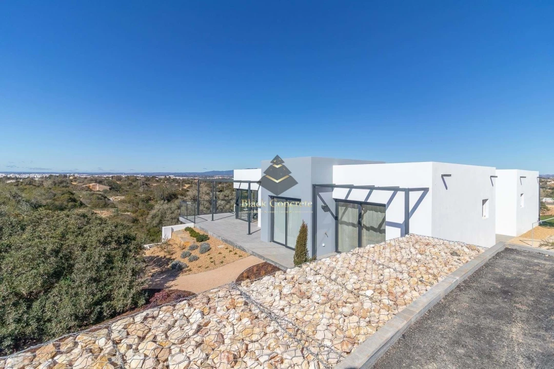 Apartamento T2 para Venda em Estômbar e Parchal Foto 23
