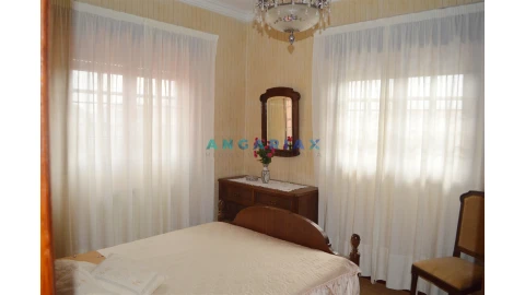 Moradia T6 para Venda em Nossa Sra de Fatima
