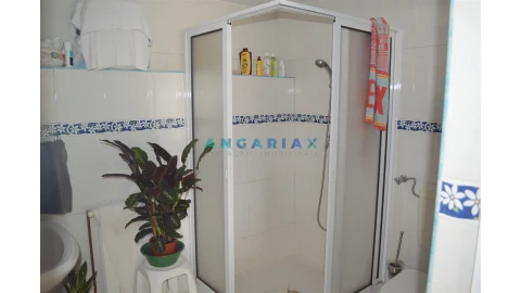 Moradia T6 para Venda em Nossa Sra de Fatima