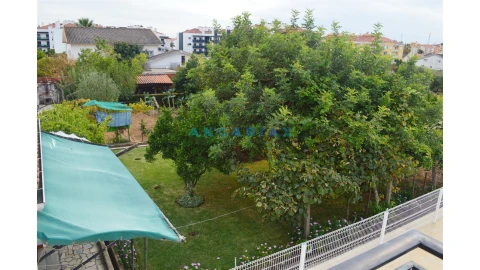 Moradia T6 para Venda em Nossa Sra de Fatima
