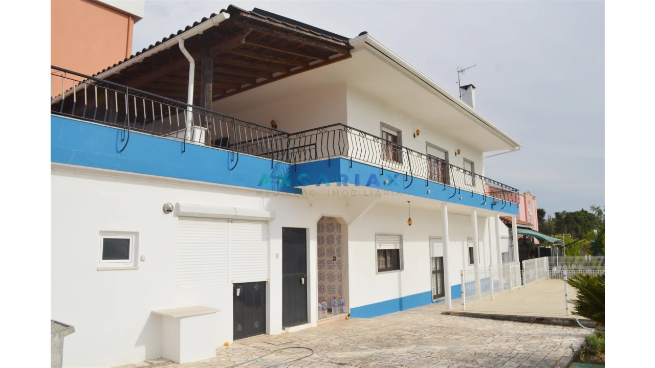 Moradia T6 para Venda em Nossa Sra de Fatima Foto 7