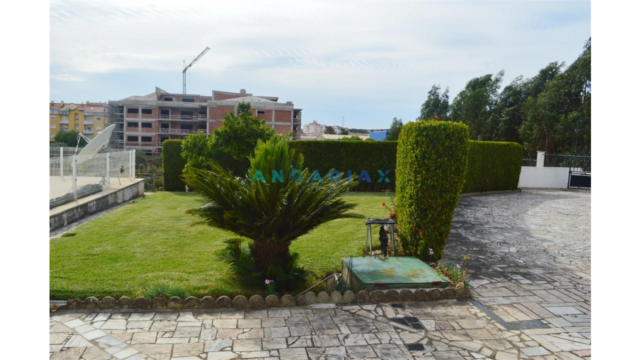 Moradia T6 para Venda em Nossa Sra de Fatima Foto 14