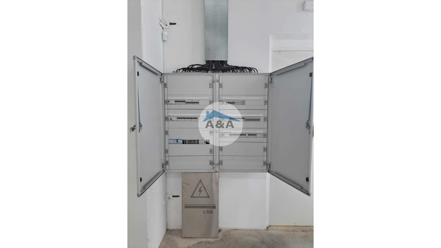 Armazém para Arrendamento em Porto de Mós - São João Baptista e São Pedro Foto 17