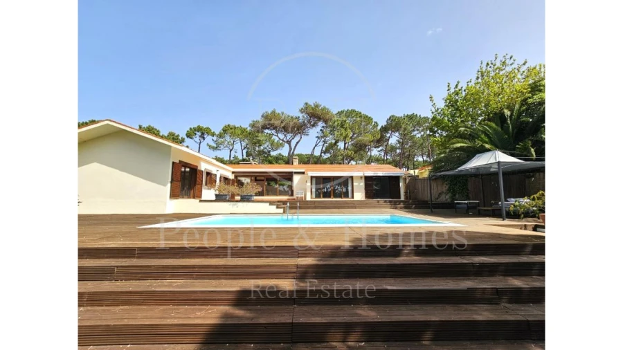 Moradia T4 para Arrendamento em Cascais e Estoril Foto 3