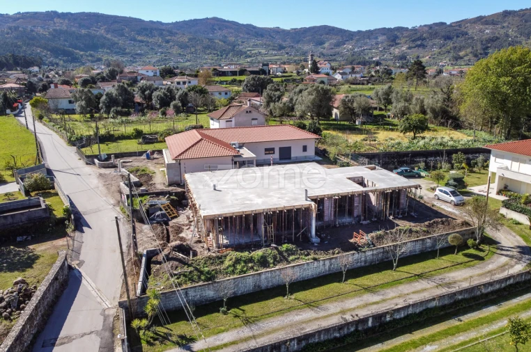 Moradia T3 para Venda em Gandra Foto 16