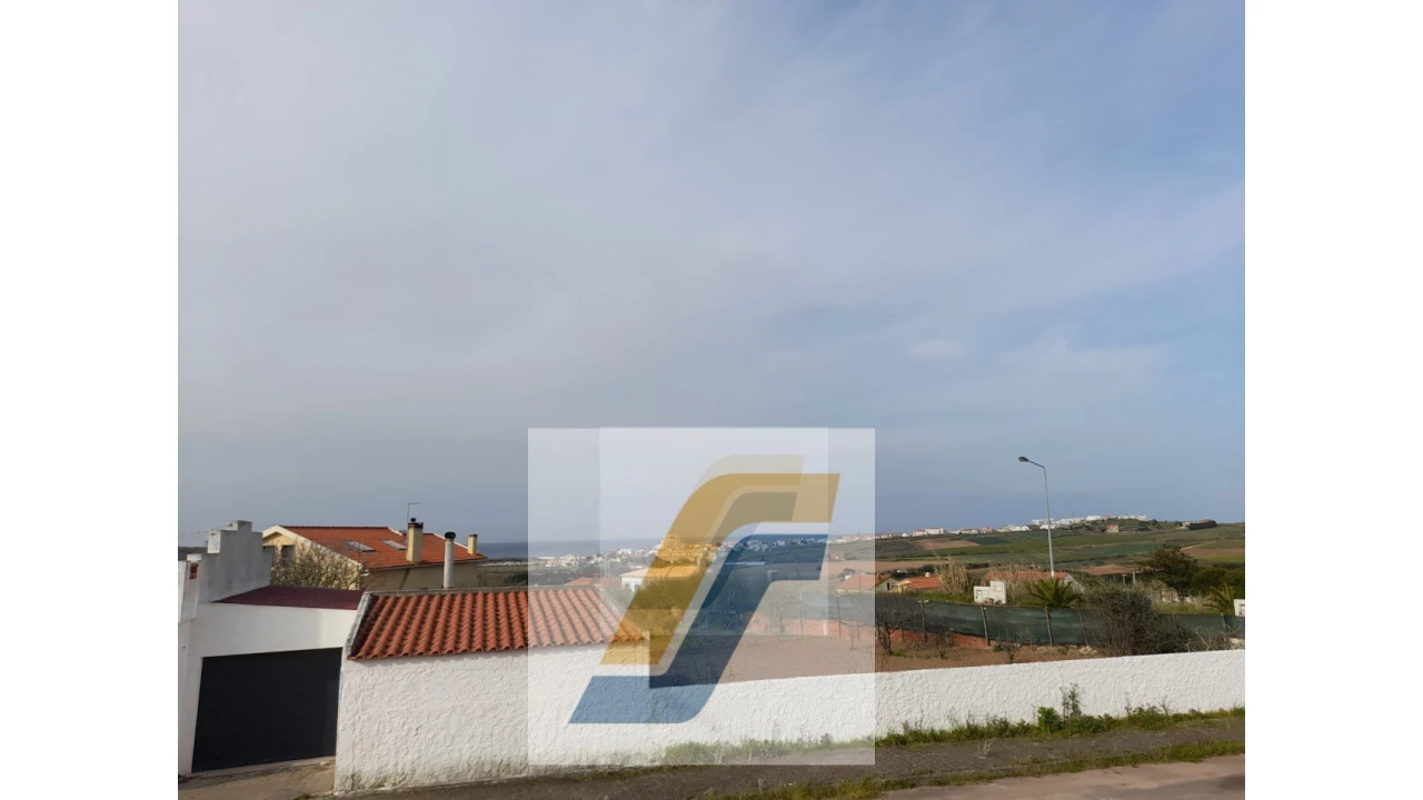 Terreno para Venda em Lourinhã e Atalaia Foto 9