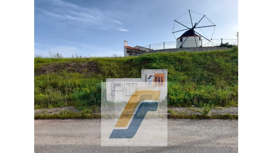 Terreno para Venda em Lourinhã e Atalaia Foto 6
