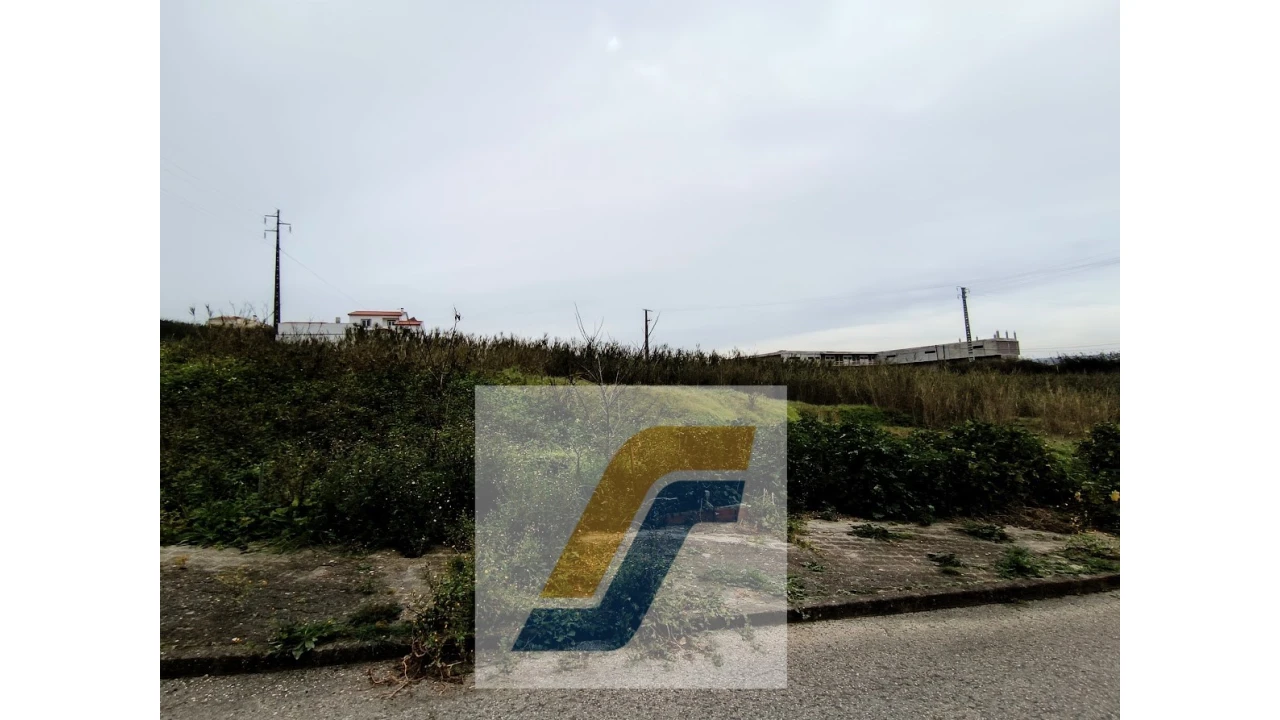 Terreno para Venda em Lourinhã e Atalaia Foto 10