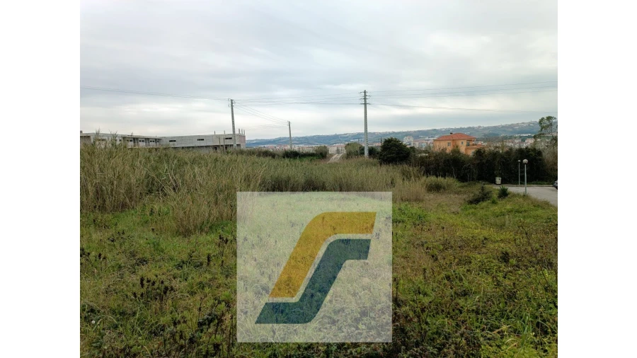 Terreno para Venda em Lourinhã e Atalaia Foto 13