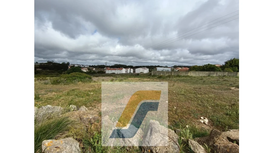Terreno para Venda em São Bartolomeu dos Galegos e Moledo Foto 3