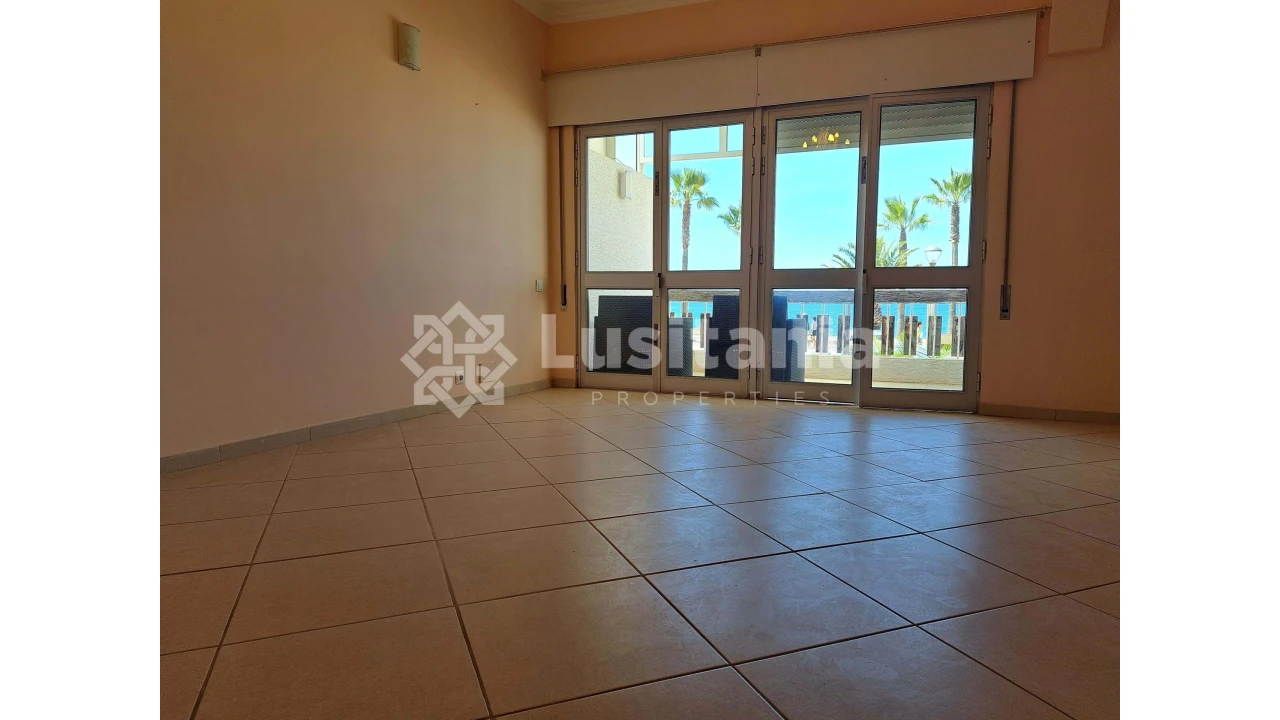 Apartamento T2 para Venda em Quarteira Foto 25