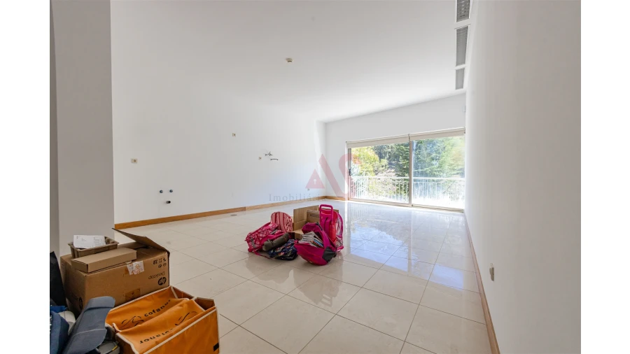 Moradia T4 para Venda em Teixeira e Teixeiró Foto 35