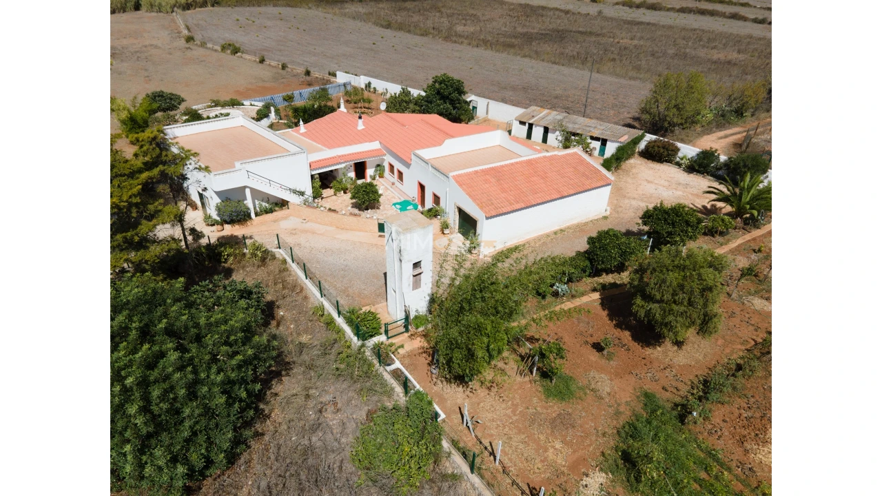 Quinta T3 para Venda em Luz Foto 32