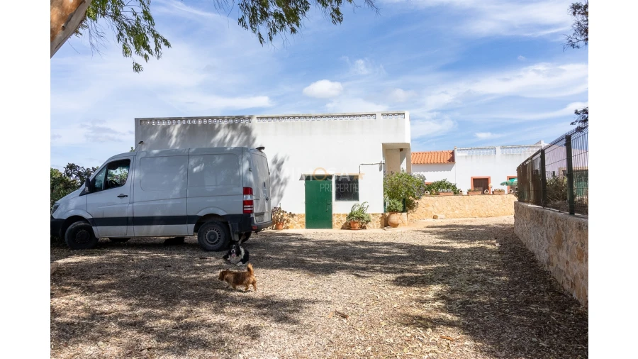 Quinta T3 para Venda em Luz Foto 4