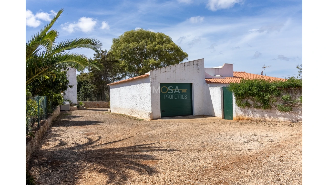 Quinta T3 para Venda em Luz Foto 6