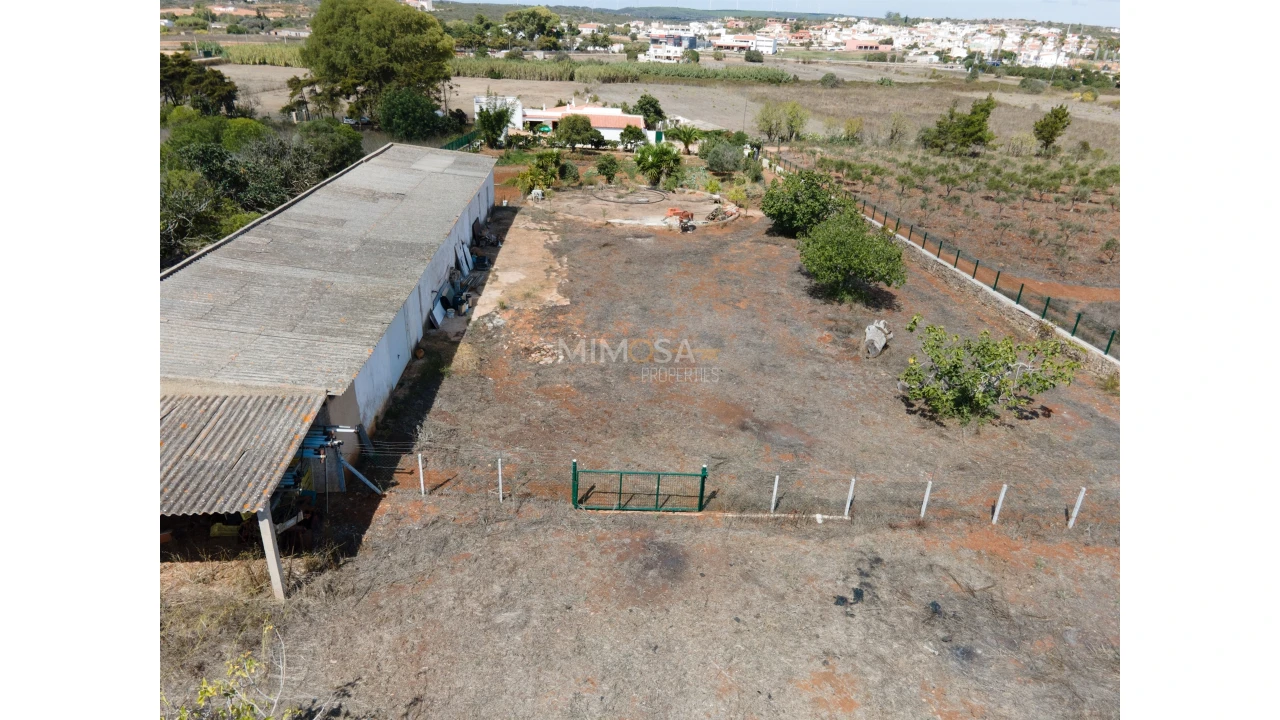 Quinta T3 para Venda em Luz Foto 35