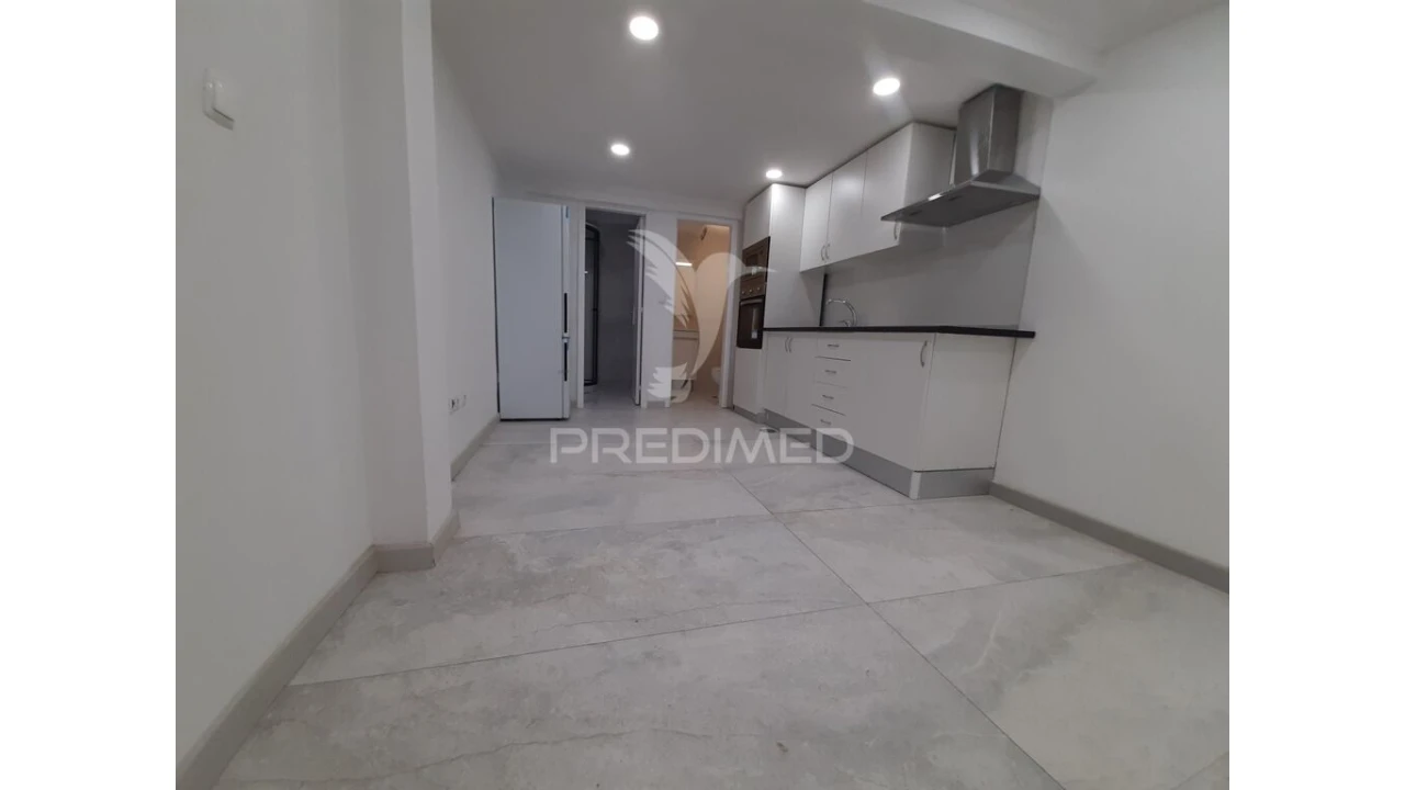 Loja para Venda em Corroios Foto 1