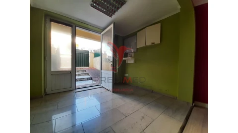 Loja para Venda em Corroios