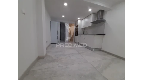 Loja para Venda em Corroios