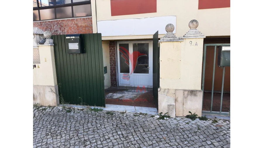 Loja para Venda em Corroios Foto 10