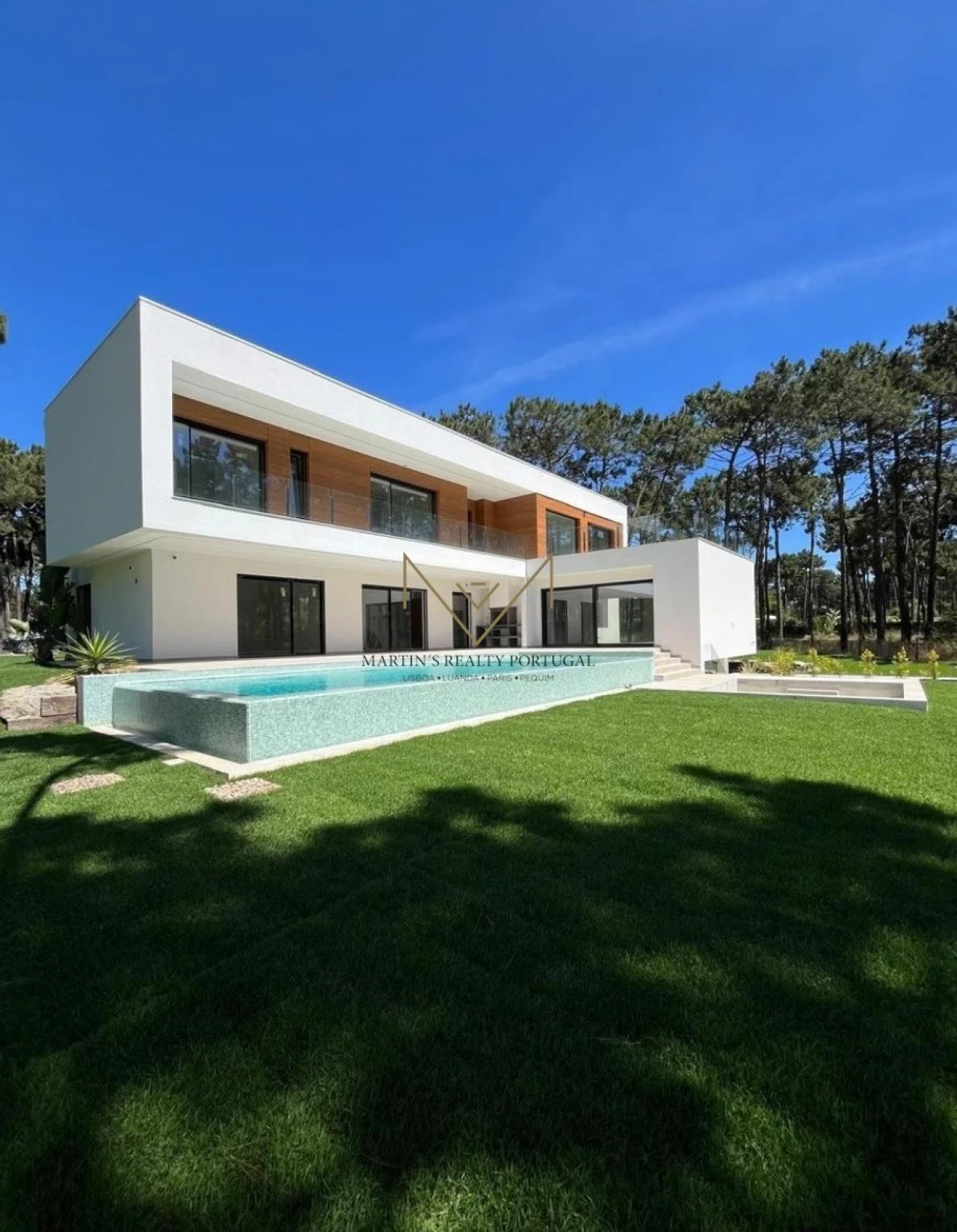 Moradia T5 para Venda em Charneca de Caparica e Sobreda Foto 4