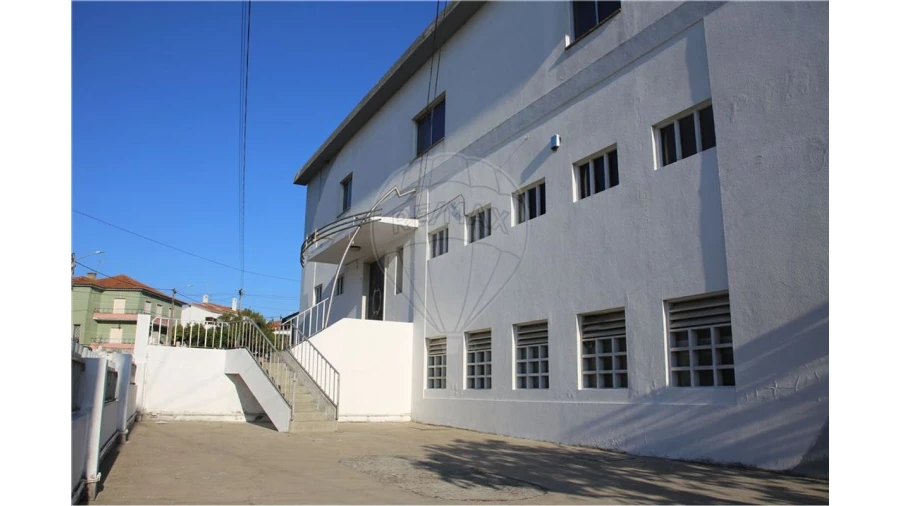 Armazém para Venda em Marvila, Ribeira Santarém, São Salvador, São Nicolau Foto 9