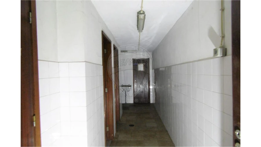 Armazém para Venda em Rio Mau Foto 6