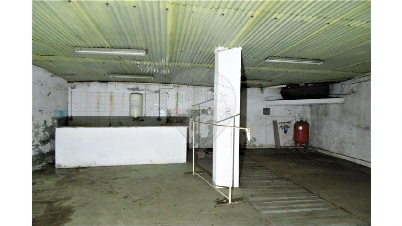 Armazém para Venda em Rio Mau Foto 11