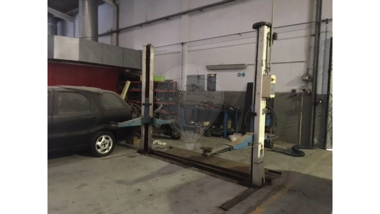 Armazém para Venda em Silvalde Foto 25