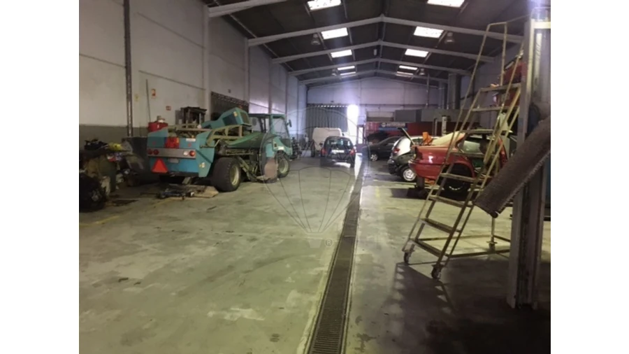 Armazém para Venda em Silvalde Foto 23