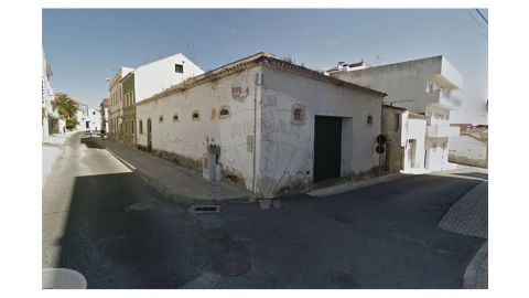 Armazém para Venda em Rio Maior