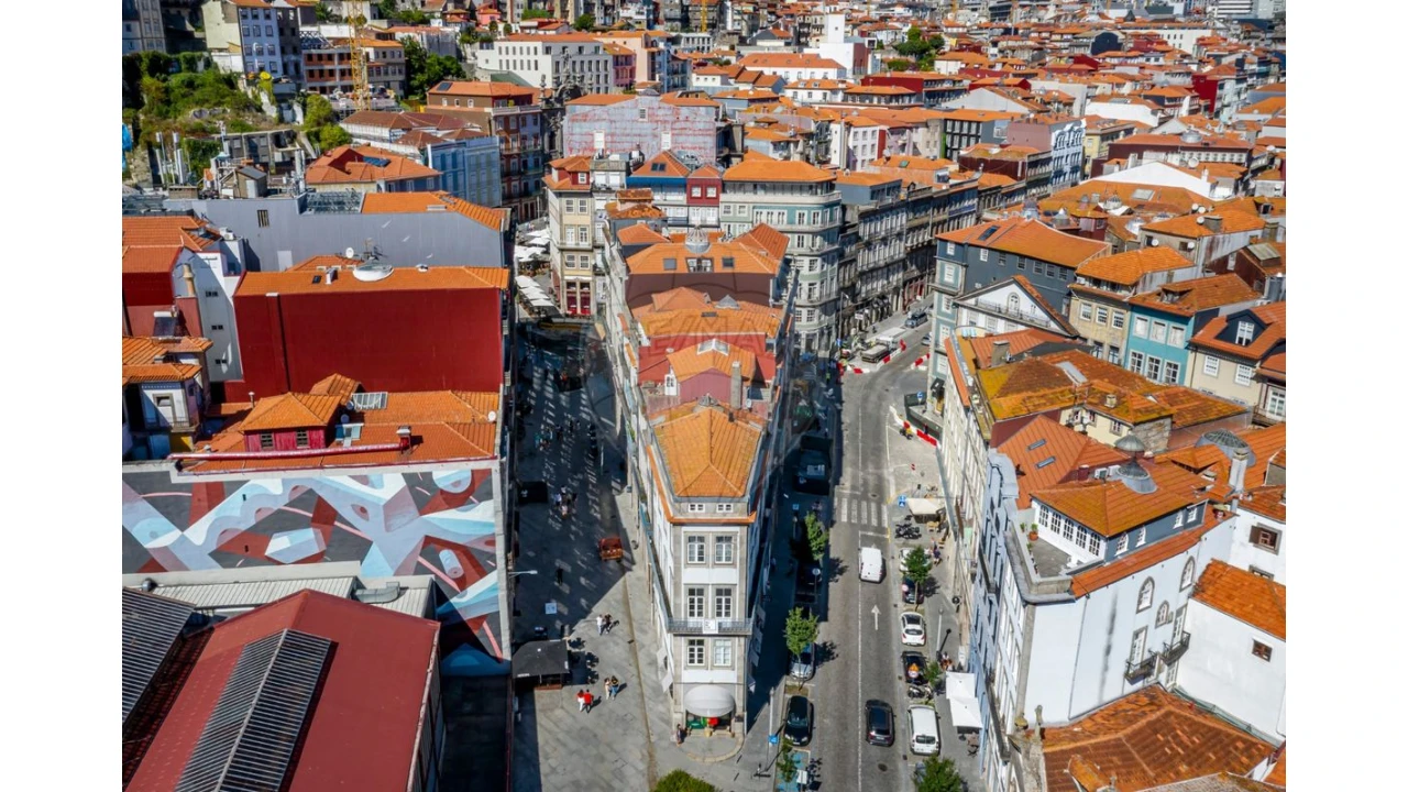 Prédio para Venda em Cedofeita, Santo Ildefonso, Sé, Miragaia, São Nicolau e Vitória Foto 1