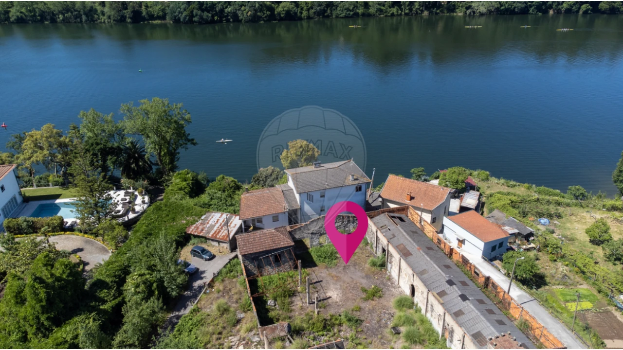 Armazém para Venda em Gondomar (São Cosme), Valbom e Jovim Foto 1