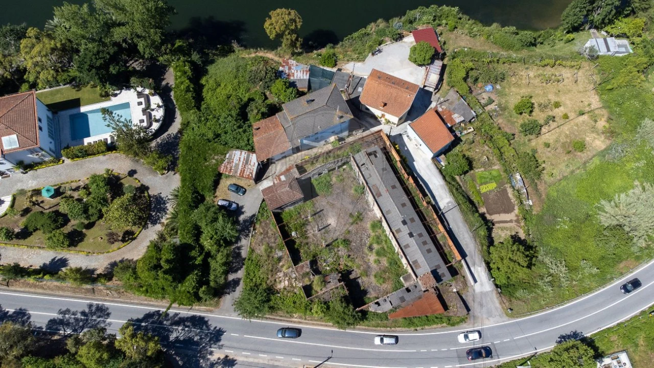 Armazém para Venda em Gondomar (São Cosme), Valbom e Jovim Foto 8