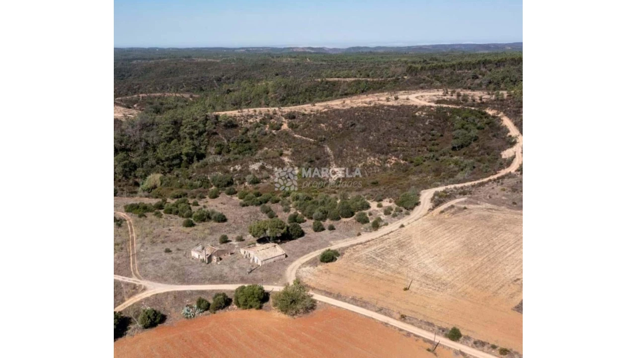 Terreno para Venda em Bordeira Foto 4