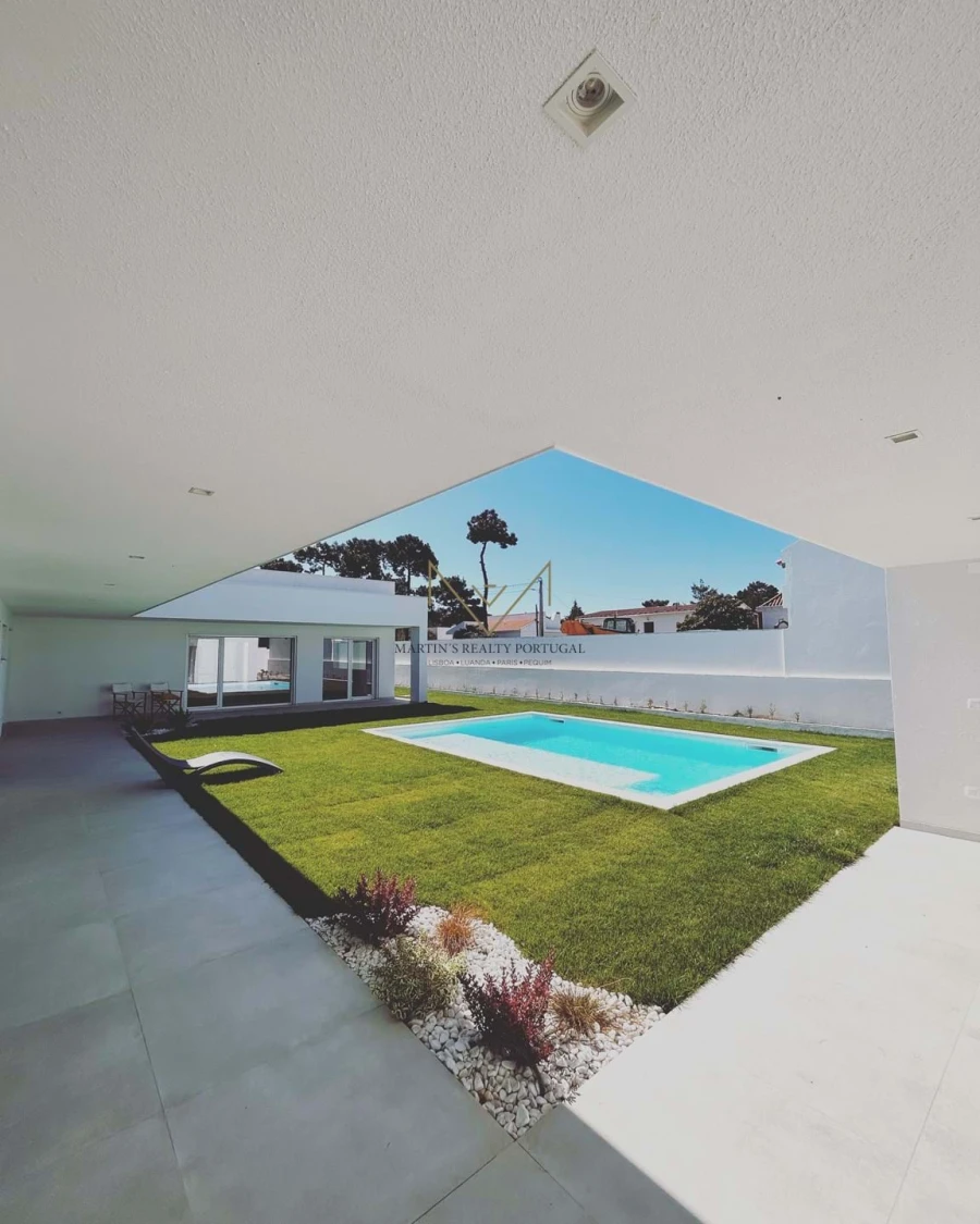 Moradia T4 para Venda em Sado Foto 12