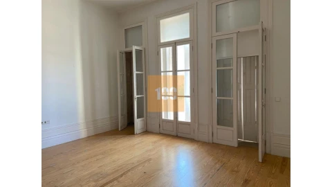 Escritório para Arrendamento em Cedofeita, Santo Ildefonso, Sé, Miragaia, São Nicolau e Vitória