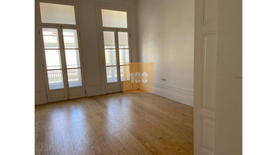 Escritório para Arrendamento em Cedofeita, Santo Ildefonso, Sé, Miragaia, São Nicolau e Vitória Foto 16